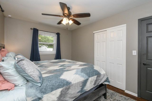 1261 Aldoro DRIVE, Waukesha, WI 53188