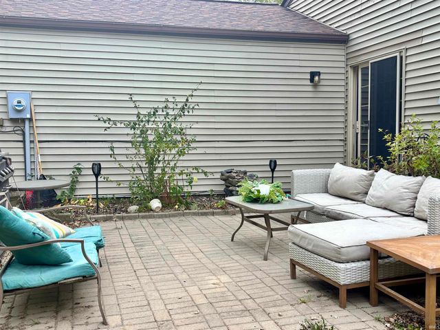3608 Three Oaks Drive, Fort Wayne, IN 46809