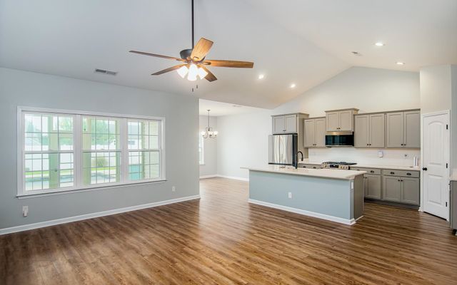 405 Two Rivers Rd., Georgetown, SC 29440