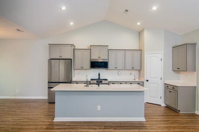 405 Two Rivers Rd., Georgetown, SC 29440