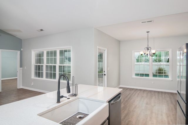 405 Two Rivers Rd., Georgetown, SC 29440