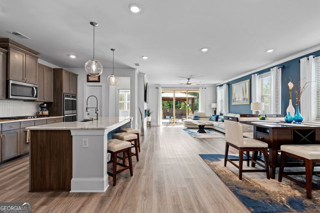 103 Vivian Lane, Peachtree City, GA 30269
