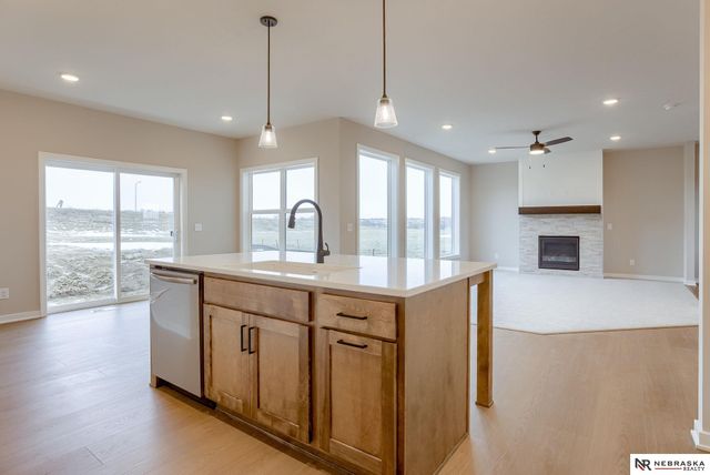 17110 SARAH Street, Bennington, NE 68007