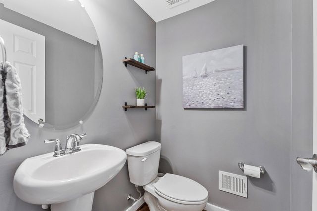 44955 BISHOP TER, Ashburn, VA 20147