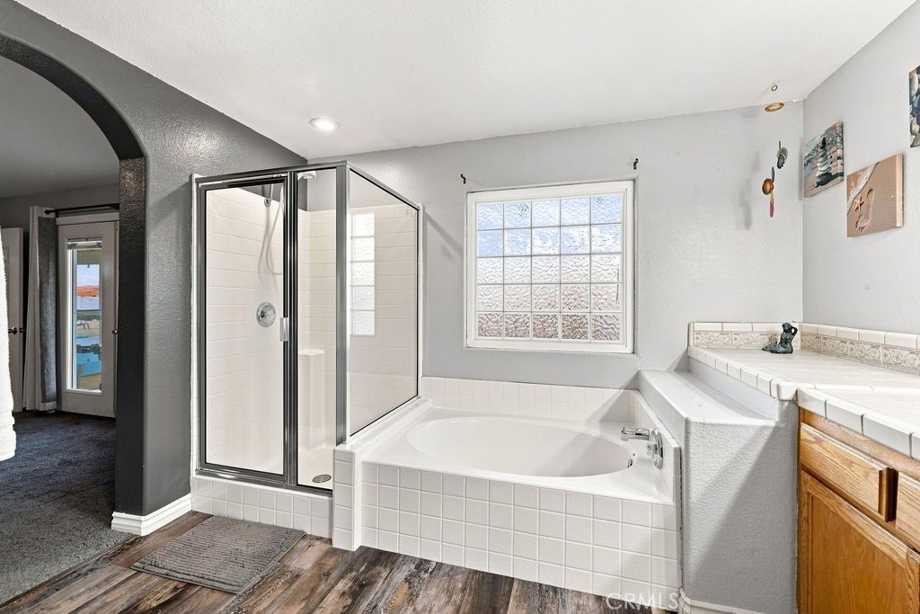 Image 18 of property listing at 14821 Gayhead Road, Apple Valley, CA 92307