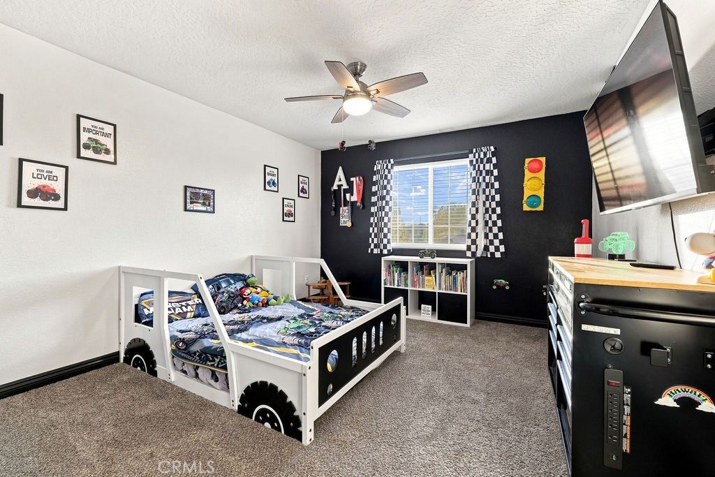 Image 23 of property listing at 14821 Gayhead Road, Apple Valley, CA 92307