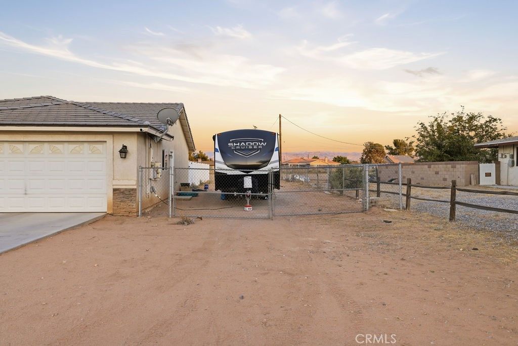 Image 39 of property listing at 14821 Gayhead Road, Apple Valley, CA 92307