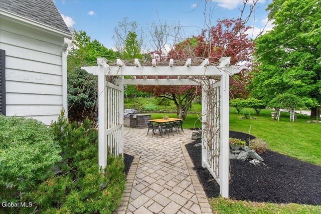 125 Brunswick Road, Brunswick, NY 12180