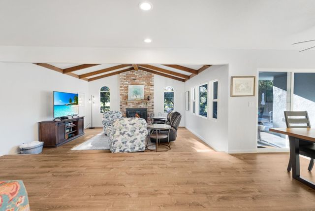 120 Marks Drive, Hollister, CA 95023