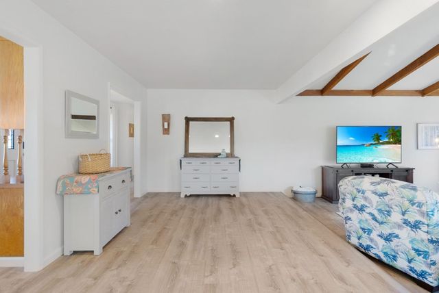 120 Marks Drive, Hollister, CA 95023