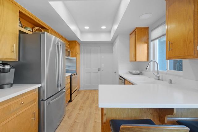 120 Marks Drive, Hollister, CA 95023
