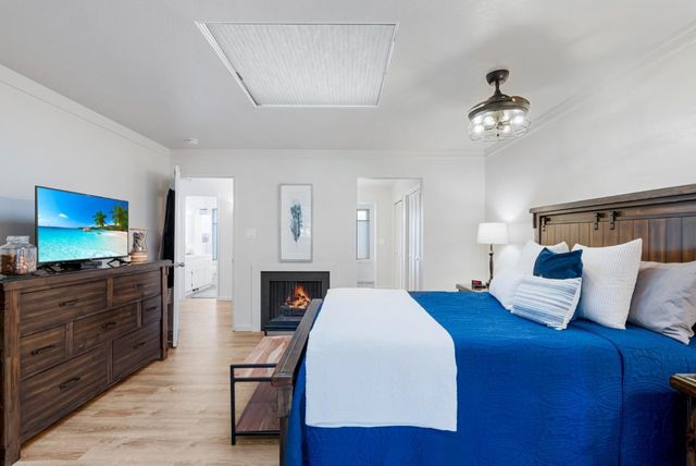 120 Marks Drive, Hollister, CA 95023