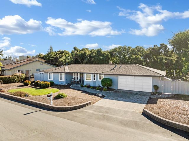 120 Marks Drive, Hollister, CA 95023