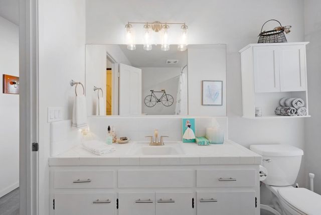 120 Marks Drive, Hollister, CA 95023
