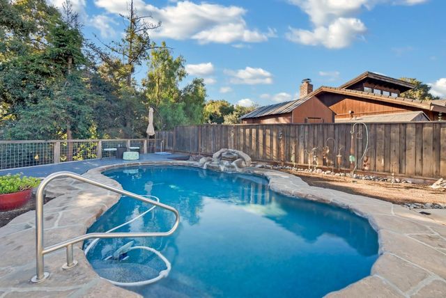 120 Marks Drive, Hollister, CA 95023