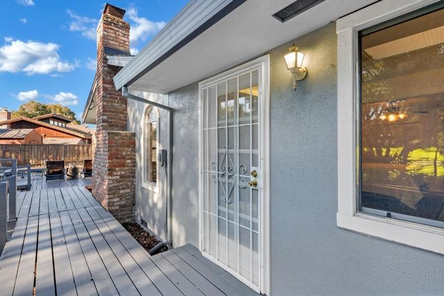 120 Marks Drive, Hollister, CA 95023