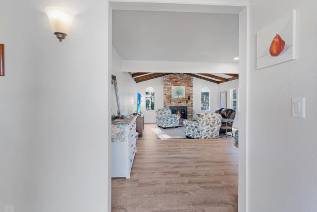 120 Marks Drive, Hollister, CA 95023