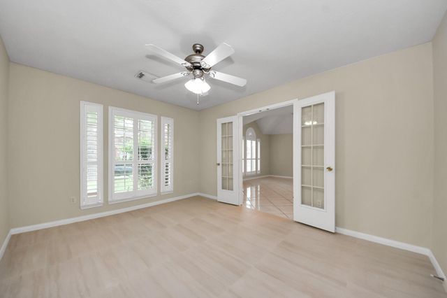 10214 White Oak Trail Lane, Houston, TX 77064