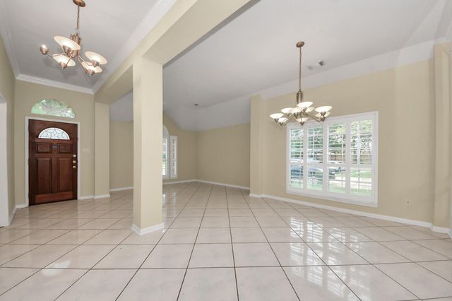 10214 White Oak Trail Lane, Houston, TX 77064