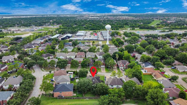 10214 White Oak Trail Lane, Houston, TX 77064