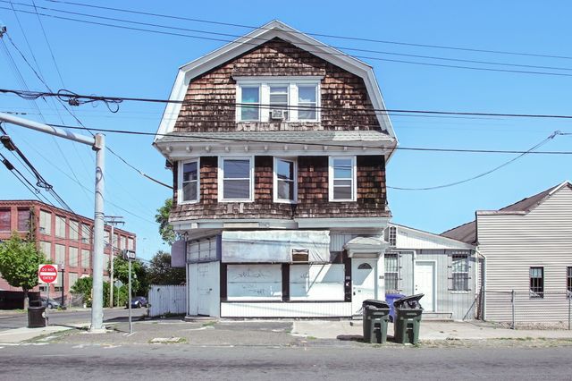 100 Bishop Avenue 2nd Fl, Bridgeport, CT 06607