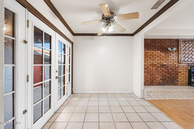 44221 4th Street, Lancaster, CA 93535