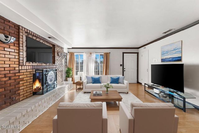 44221 4th Street, Lancaster, CA 93535