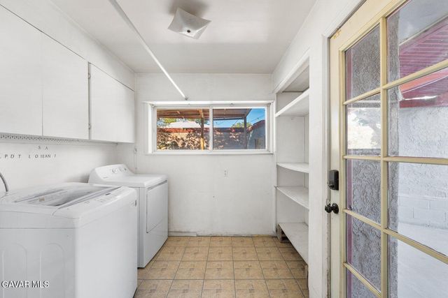 44221 4th Street, Lancaster, CA 93535