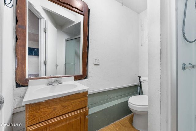 44221 4th Street, Lancaster, CA 93535