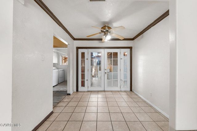 44221 4th Street, Lancaster, CA 93535