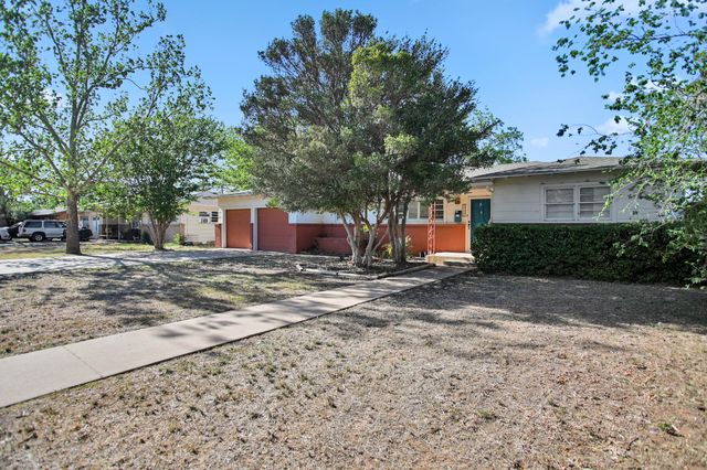3706 37th Street, Lubbock, TX 79413