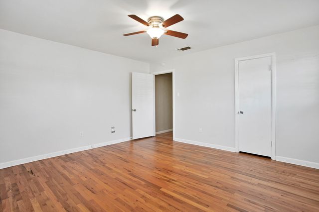 3706 37th Street, Lubbock, TX 79413