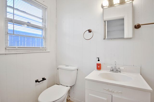 3706 37th Street, Lubbock, TX 79413
