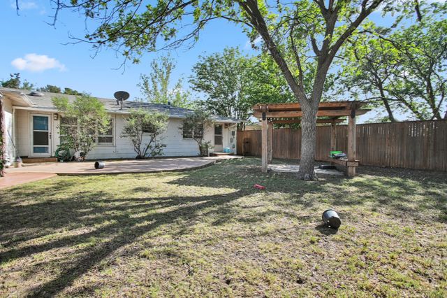 3706 37th Street, Lubbock, TX 79413