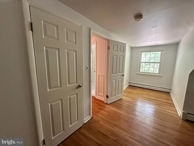 6 MIAMI TRL, Medford Lakes, NJ 08055