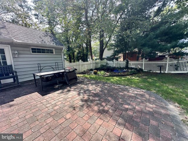 6 MIAMI TRL, Medford Lakes, NJ 08055
