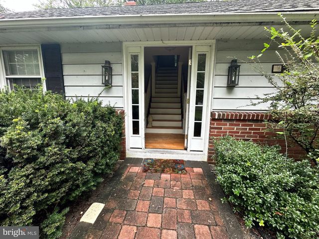 6 MIAMI TRL, Medford Lakes, NJ 08055