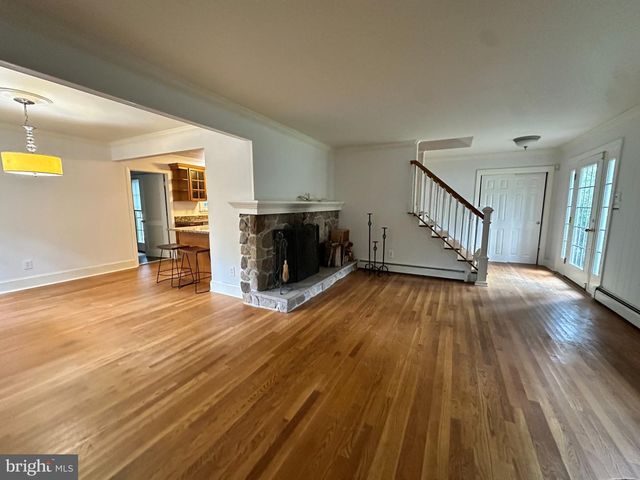 6 MIAMI TRL, Medford Lakes, NJ 08055