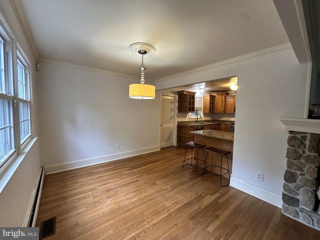 6 MIAMI TRL, Medford Lakes, NJ 08055