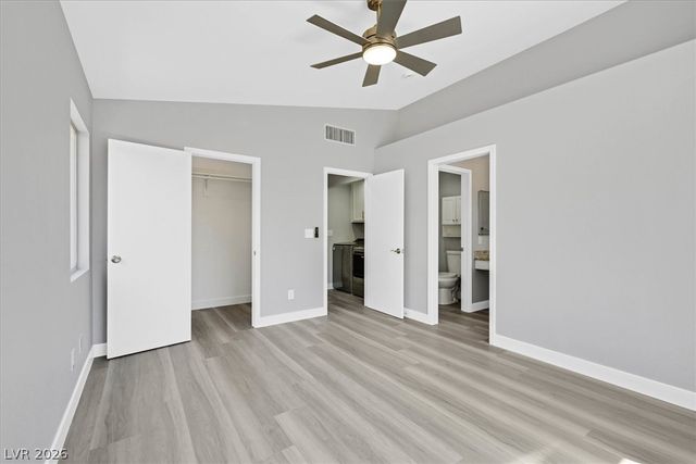 7019 Wine River Drive, Las Vegas, NV 89119