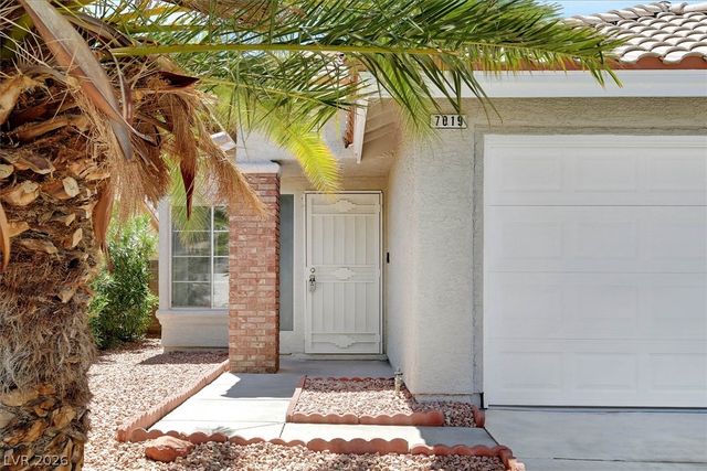 7019 Wine River Drive, Las Vegas, NV 89119