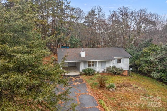 1158 Sunset Court, Conover, NC 28613