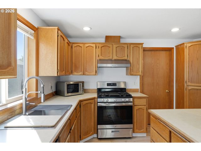 2909 Ne 165TH Ave, Vancouver, WA 98682