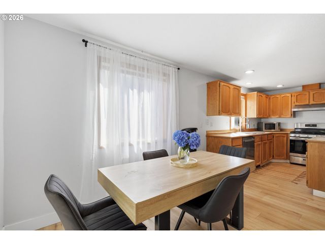 2909 Ne 165TH Ave, Vancouver, WA 98682