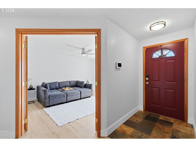 2909 Ne 165TH Ave, Vancouver, WA 98682