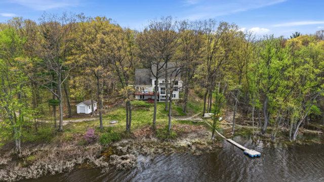 10692 Garfield Street, Crockery Twp, MI 49404