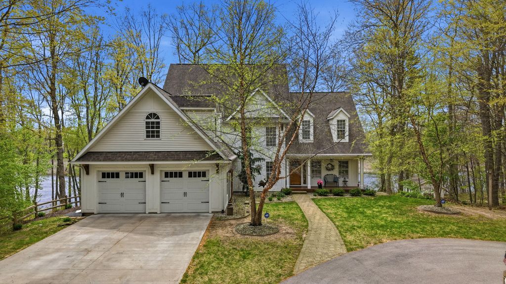 10692 Garfield Street, Crockery Twp, MI 49404