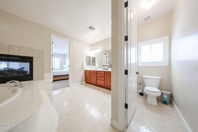 27323 N COVERED WAGON Road, Phoenix, AZ 85085