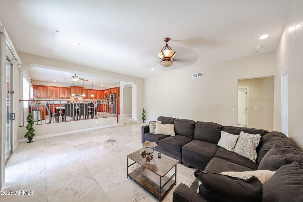 Image 36 of property listing at 27323 N COVERED WAGON Road, Phoenix, AZ 85085