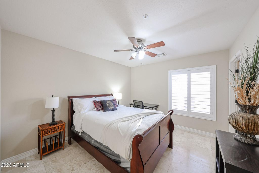 Image 40 of property listing at 27323 N COVERED WAGON Road, Phoenix, AZ 85085